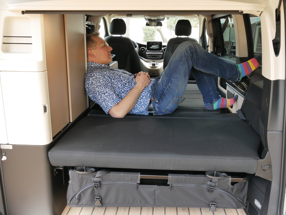 Bett im Mercedes Benz Marco Polo
