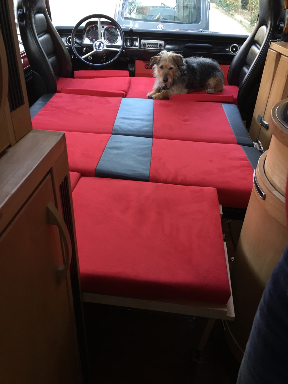 Ford Transit Mk1 Camper Bett