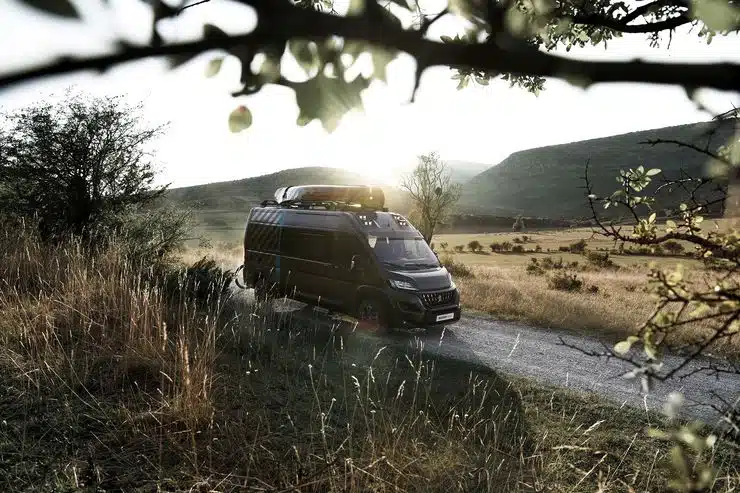 Peugeot Boxer 4x4 Concept Challenger Offroad