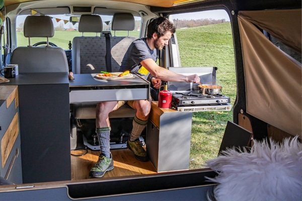 Bayerische Bus Manufaktur BaBuM: Cori für Projekt Heldencamper