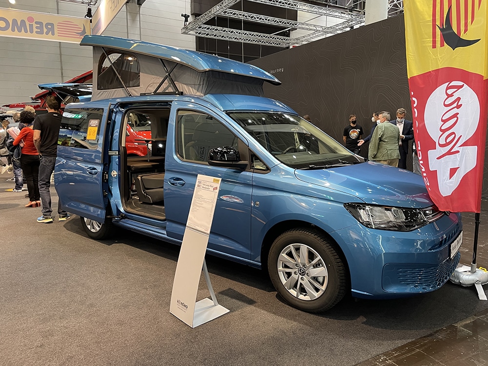 Reimo Weekender auf VW Crafter mit Aufstelldach