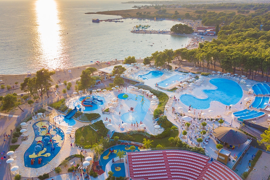 Platz 6: Zaton Holiday Resort, Kroatien. Diese große, professionell gemanagte Ferienanlage bietet höchsten Komfort und ein prall gefülltes Urlaubspaket für verschiedenste Gästewünsche.