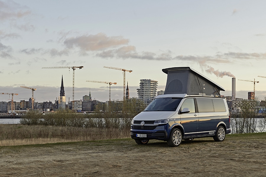 Custom-Bus Streifenwagen auf VW T6.1