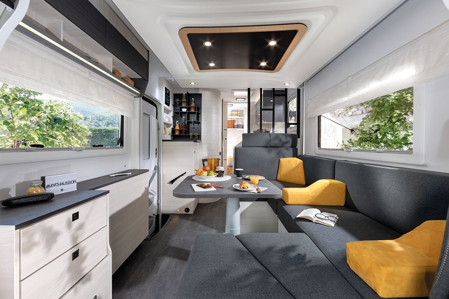 Chausson 660