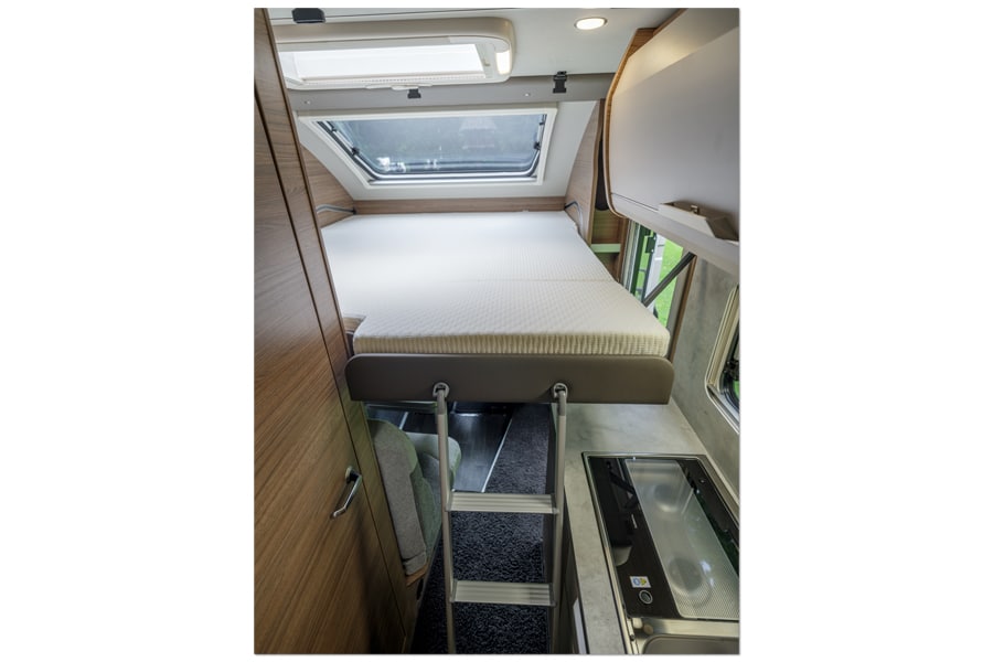 Hubbett im Tourer Van