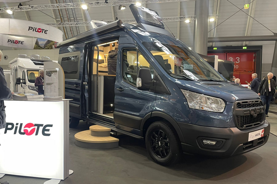 Pilote-Atlas-A603-G-auf-Ford-Transit-Trail