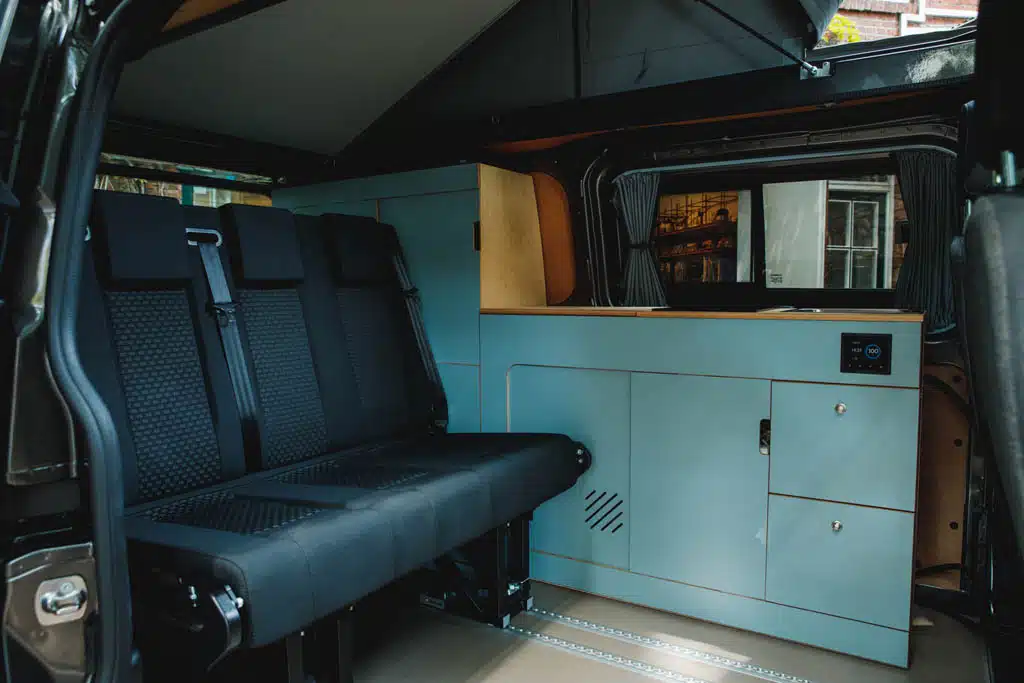 Neuländer Camper auf Ford Transit Custom