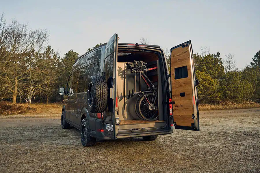 Custom-Bus Camper XL auf VW Crafter 4x4