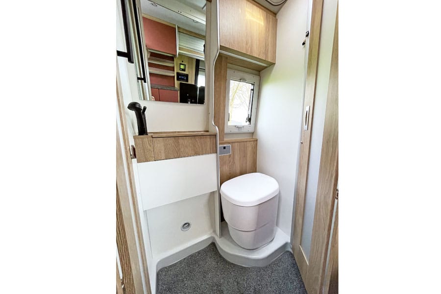 Bad im La Strada Regent EB