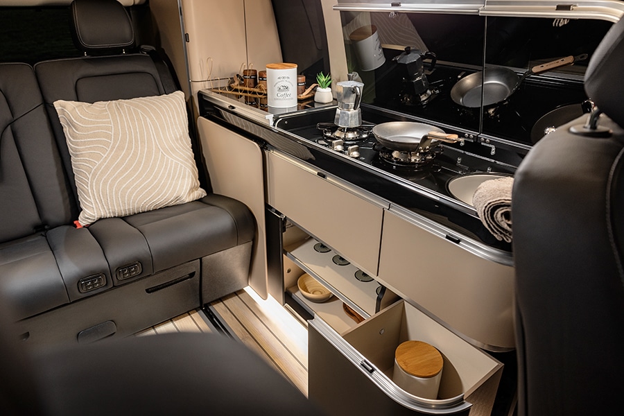 Mercedes-Benz-V-Klasse-Marco-Polo-Kueche