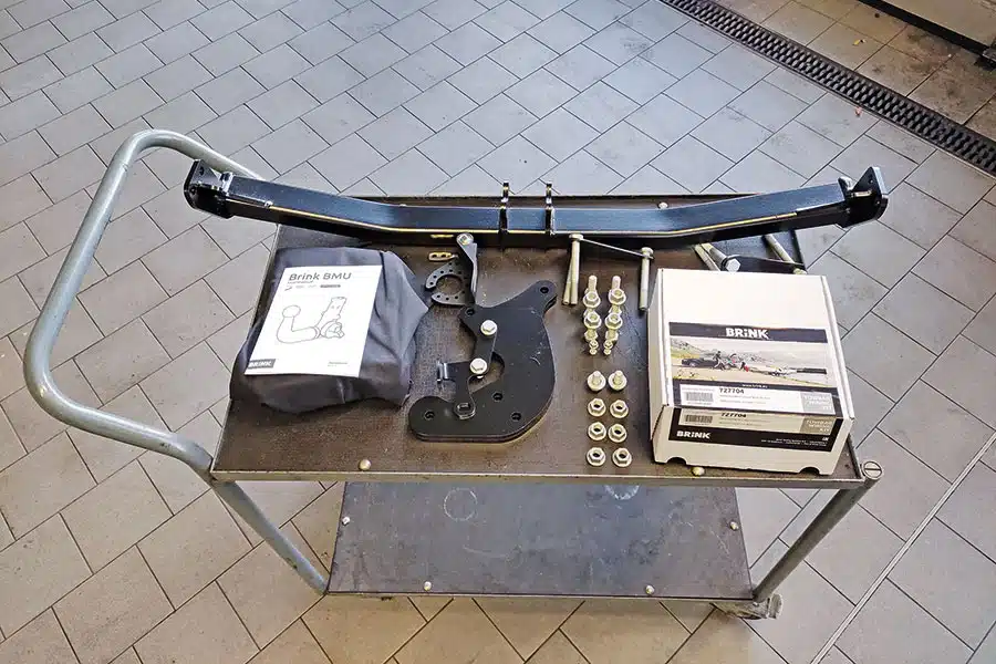 Anhängekupplung und Werkzeug