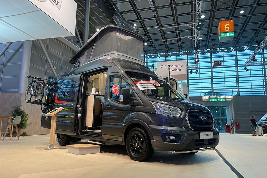 Campervan mit Aufstelldach
