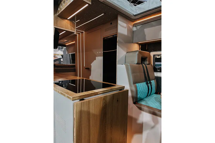 Wohnraum im CVS Sprinter