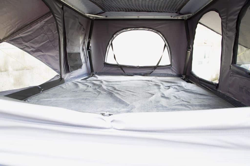 Horntools Themis PopUp Dachzelt Fenster Licht