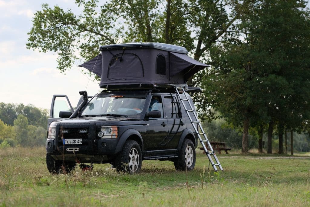 Horntools Themis PopUp Dachzelt mit kleinen Regendächern