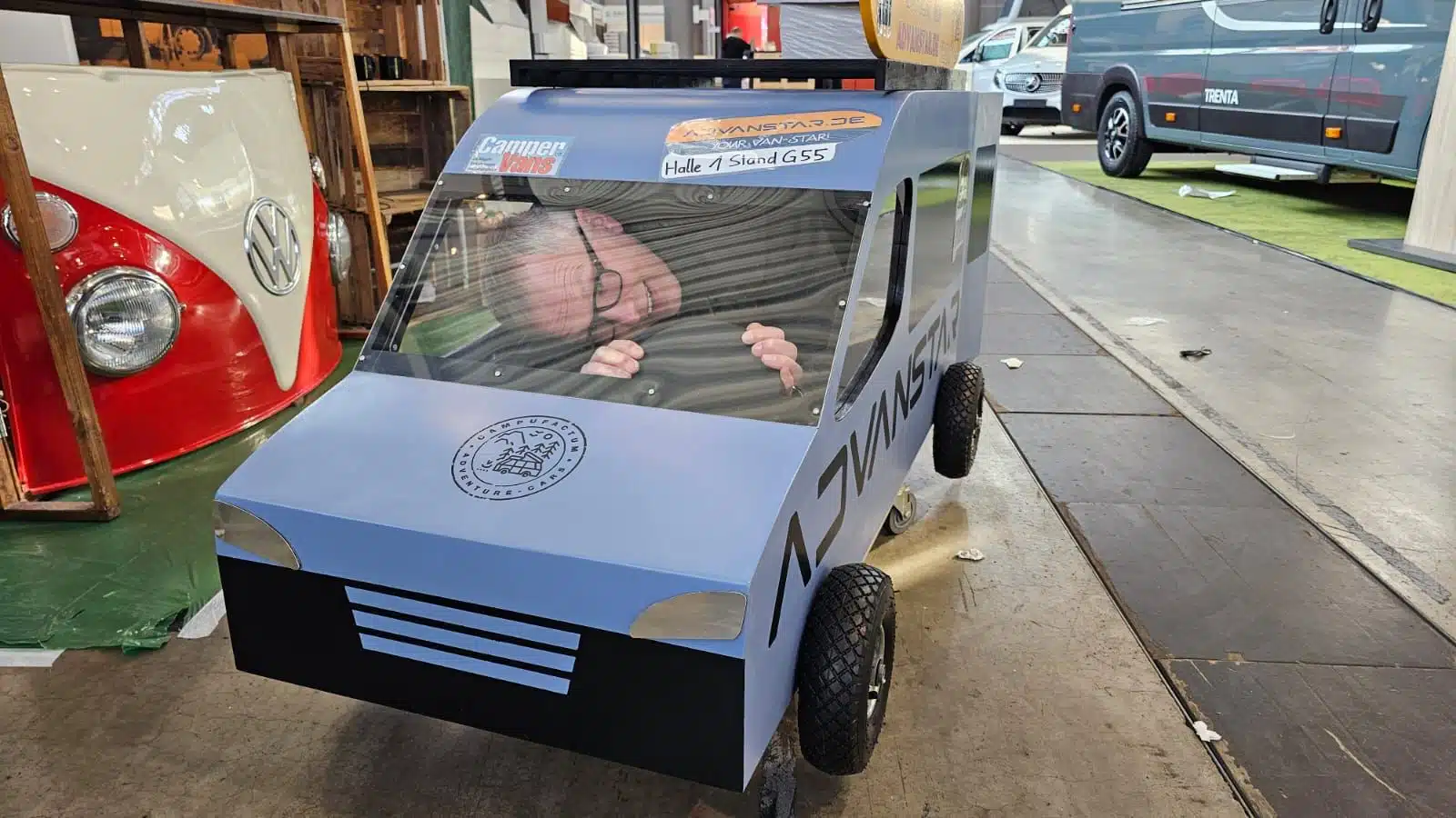 Compact Camper von Advanstar
