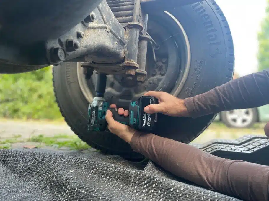 Makita DTW3000RTJ Akku-Schlagschrauber Offroad Zubehör