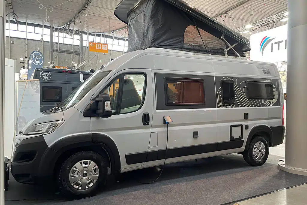 Viica Vans by Hannes Camper