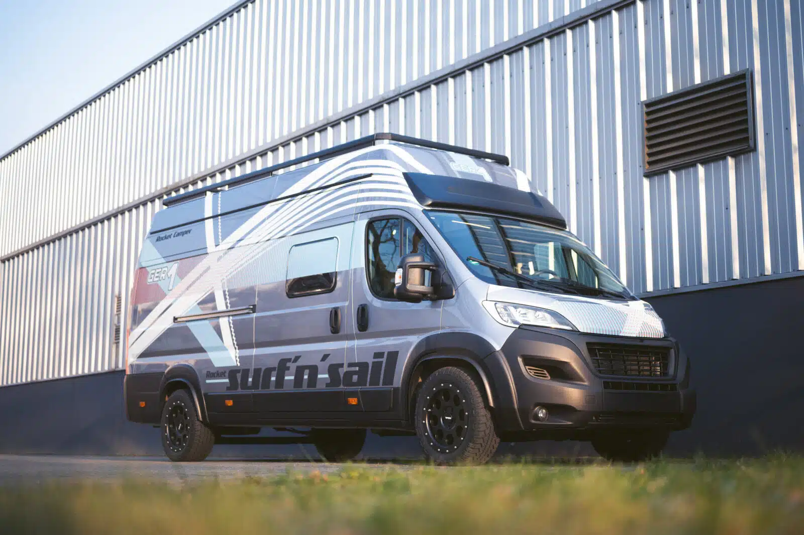 Rocket Camper Surf n Sail auf Peugeot Boxer