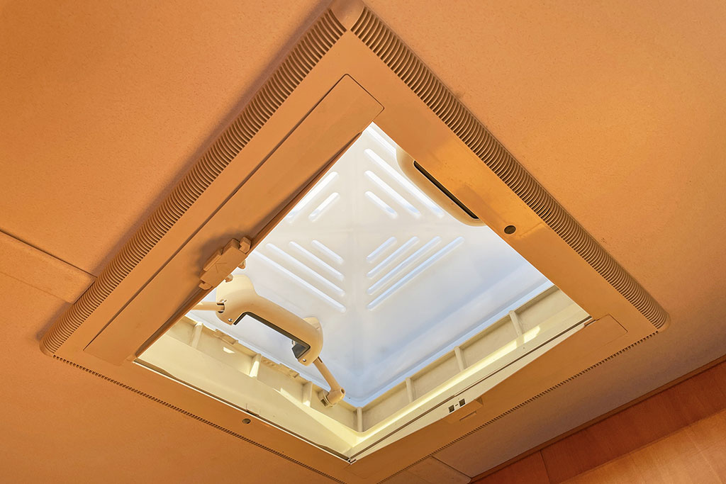 Knaus BoxStar 540 U Gebraucht Dachluke