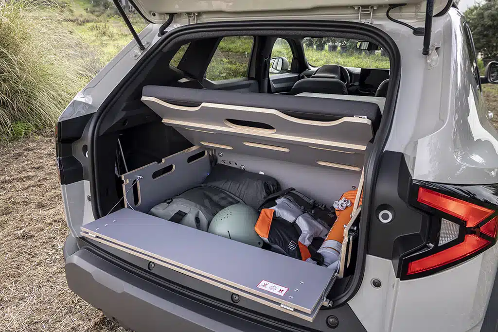 Camping-Zubehör in Minicamper-Kofferraum