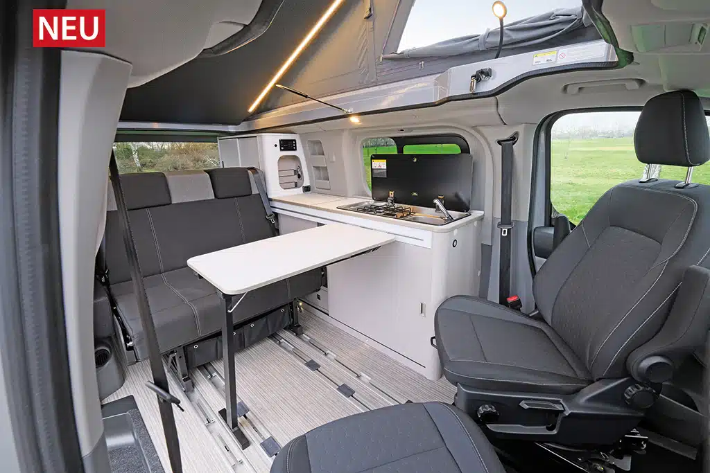 Durchschuss Campingbus-Innenraum