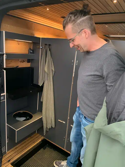 Trockentoilette im Campingfahrzeug