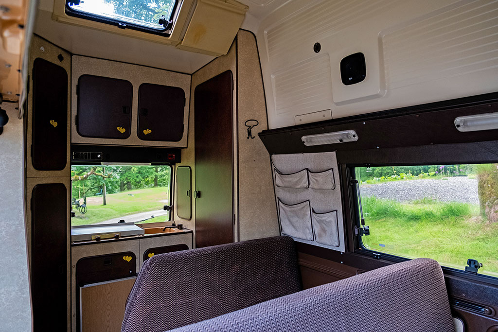 Oldtimer-Campervan Innenreinrichtung