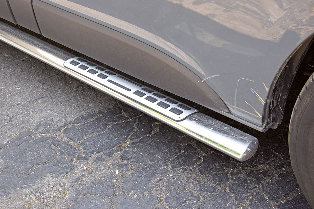 Detail Seitenschutz am Campingbus