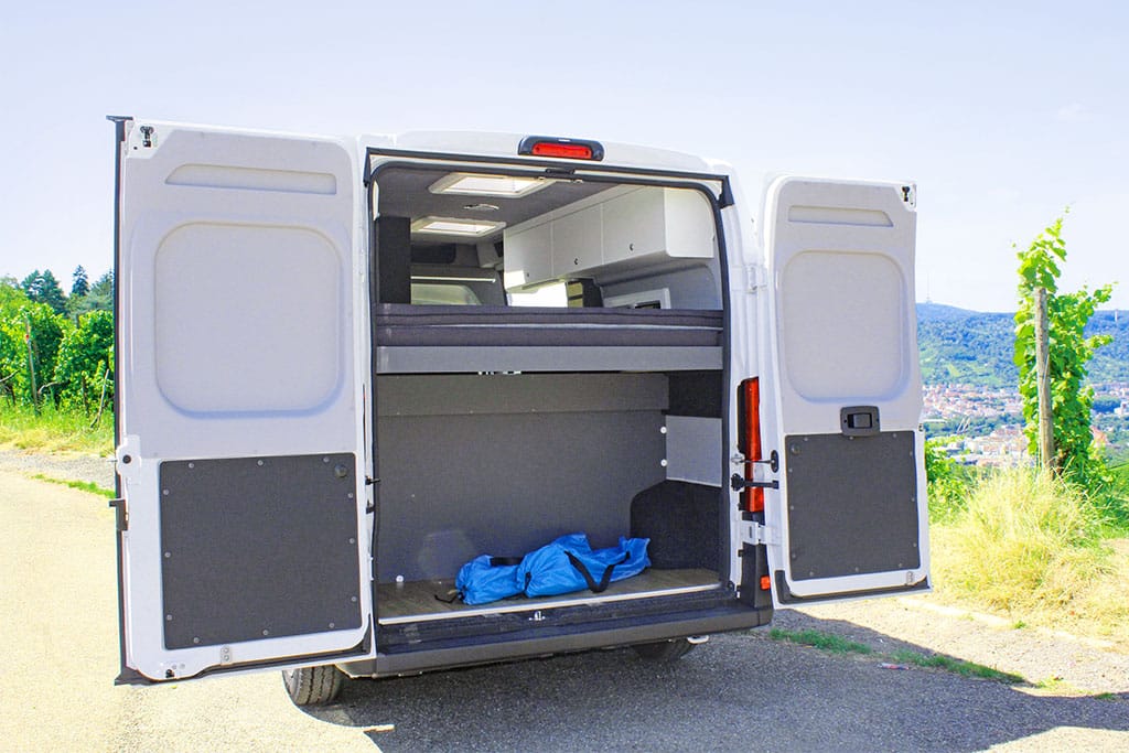 Baseline Duo 540 Modelljahr 2024, Heckstauraum unterm Bett.