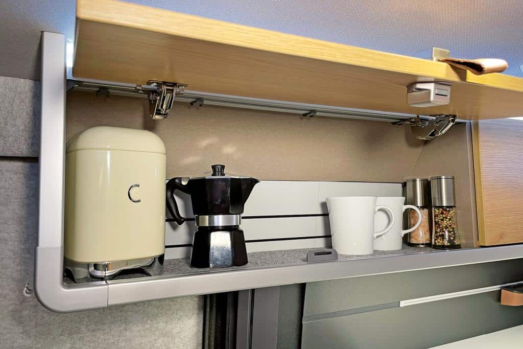 Dachschränke des Hymer Grand Canyon S 700.