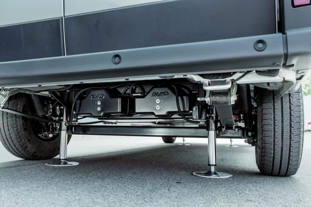 Hubstützen an einem Wohnmobil