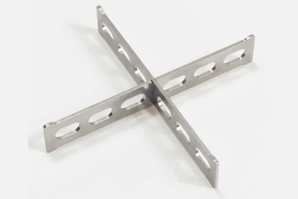 Dämpfkreuz aus Edelstahl