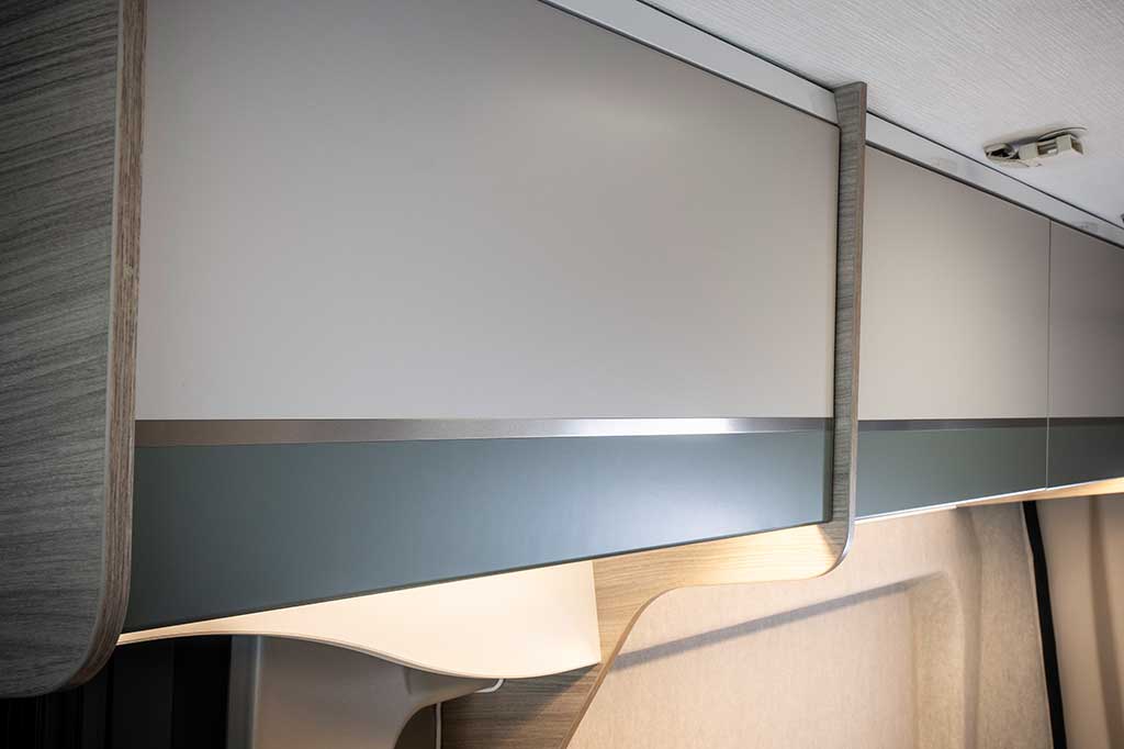 Dachstauschrank in Campervan von Forster