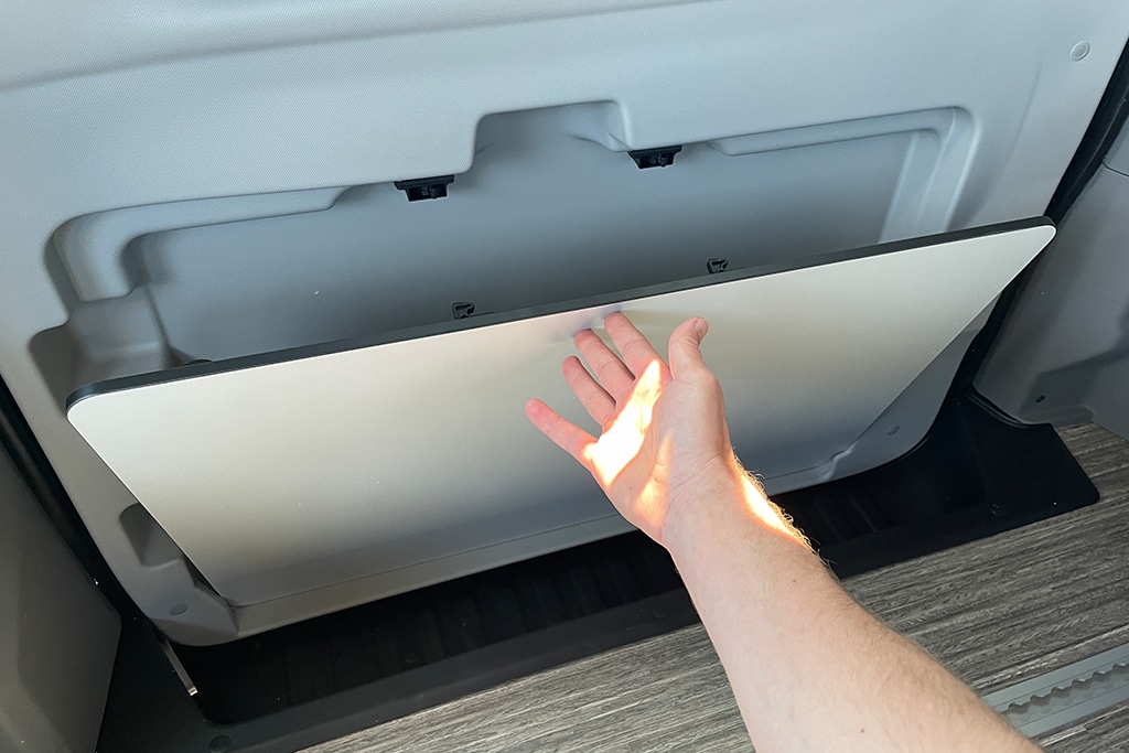 Tischhalterung im Campervan