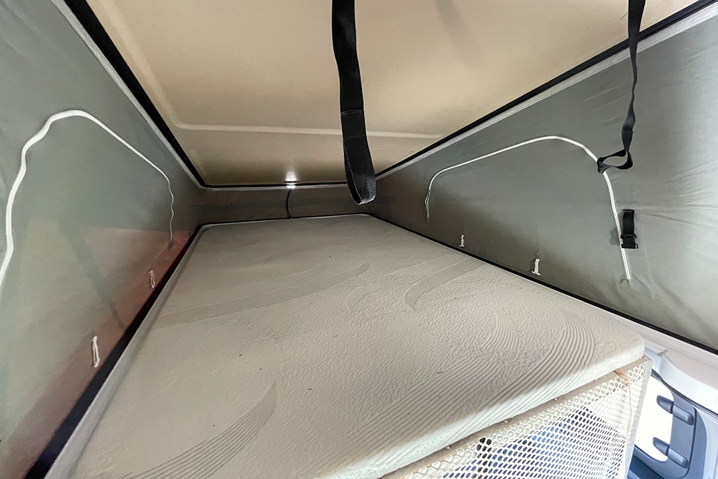 Dachbett im Campervan