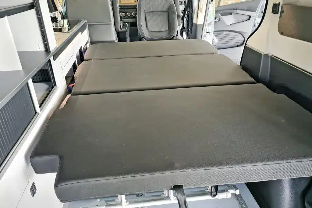 Unteres Bett im Antilope Campervan.