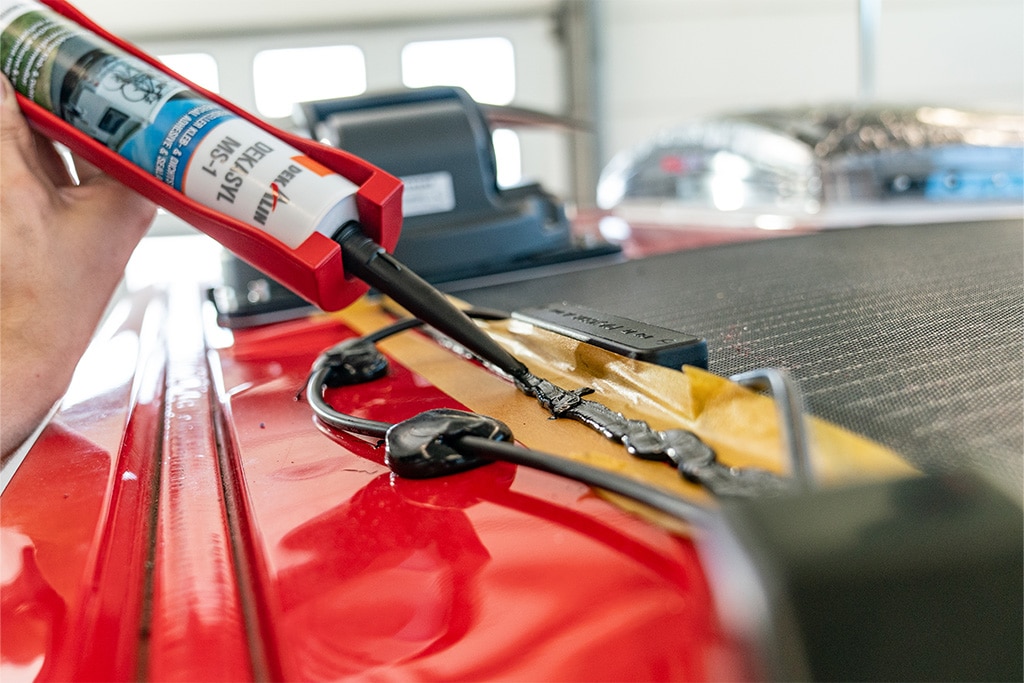 Dekalin Klebeset für flexible Solarpanele