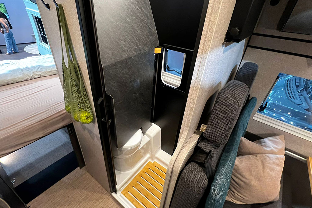 Variobad im Hymer Redwood 601