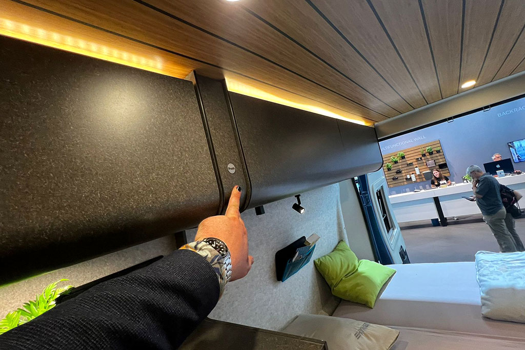 Schrankdetail im Campervan