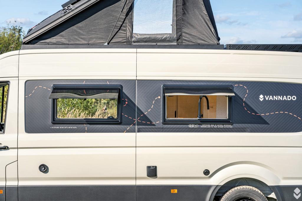 Ausstellfenster am Campervan