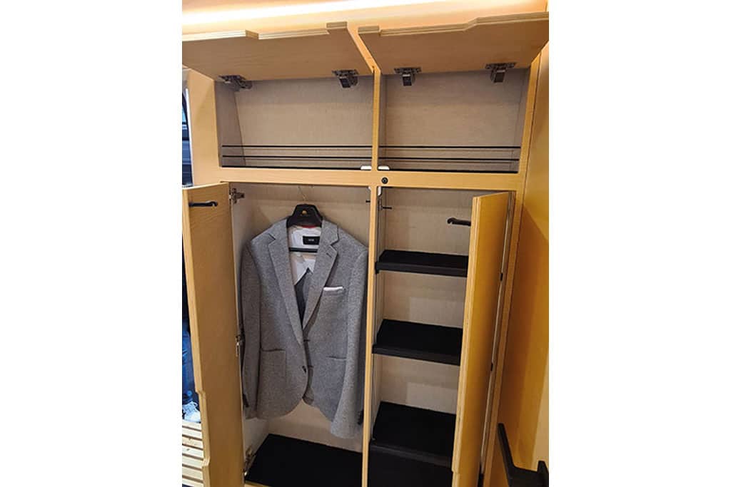 Schränke im Campervan