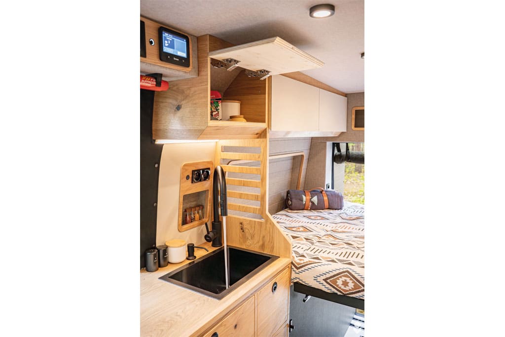 Küchenmodul im Campervan
