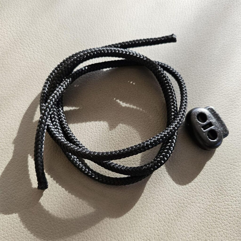 Kordel mit Stopper, schwarz