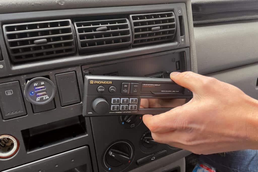 Retro-Radio im Test: Pioneer SXT-10PS