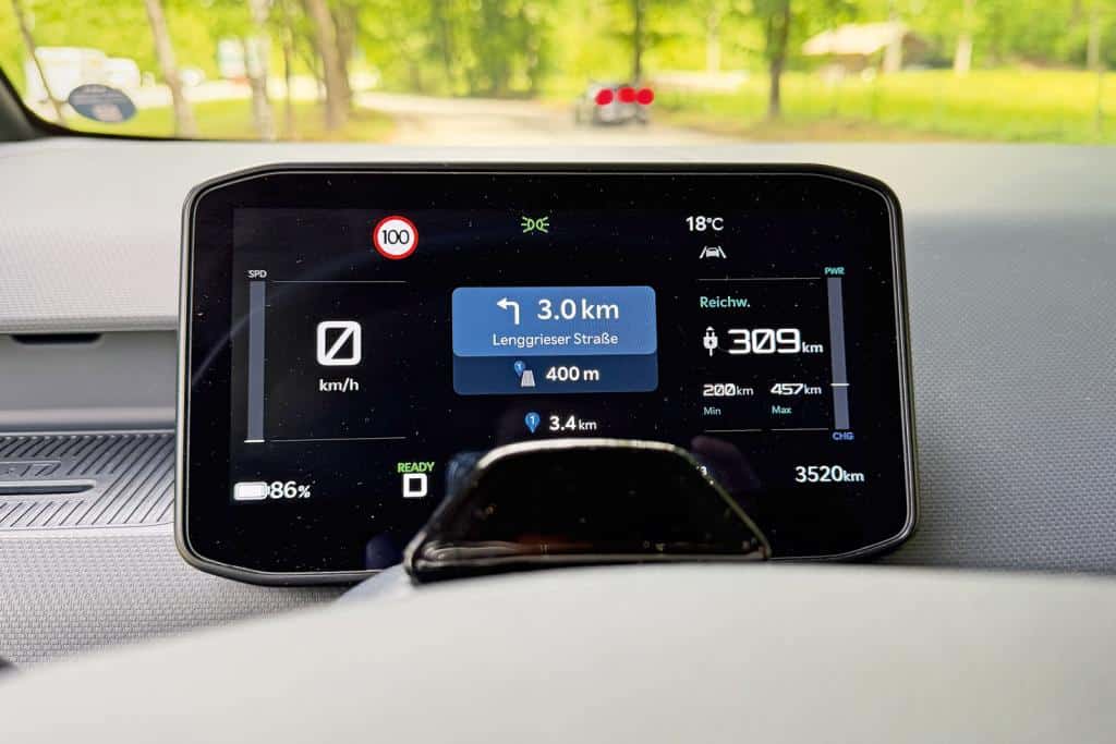 Alpincamper KIA PV5 Display